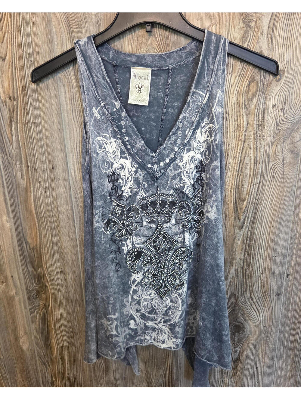 VOCAL Crown Embellished Gray Tank Top "V" Back Women's Size Med Made in USA
